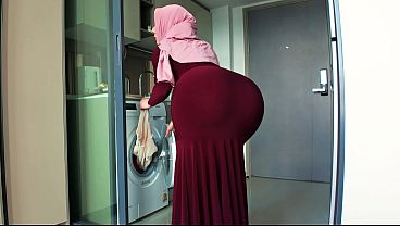 Mutual masturbation with my Step Mom in hijab turned into accidental sex